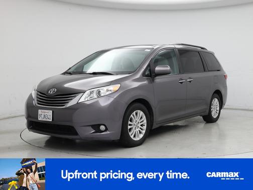 2017 Toyota Sienna XLE