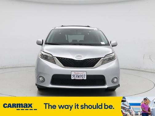 2017 Toyota Sienna SE