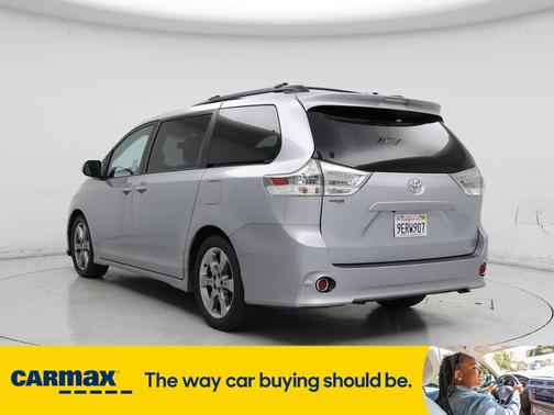 2017 Toyota Sienna SE