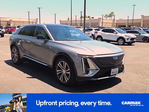 Gray 2024 Cadillac LYRIQ Luxury 2