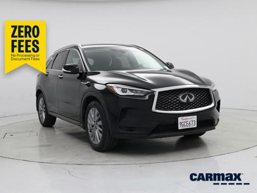 Black 2023 INFINITI QX50 Luxe