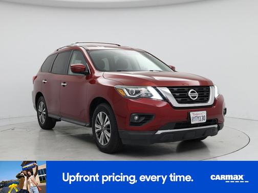 2018 Nissan Pathfinder SV