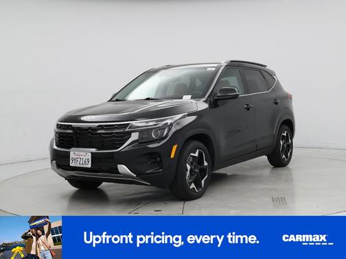 Black 2024 Kia Seltos EX