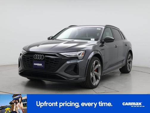 2024 Audi SQ8 e-tron Premium Plus