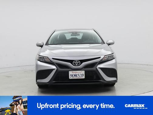 Silver 2024 Toyota Camry SE