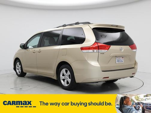 2013 Toyota Sienna LE