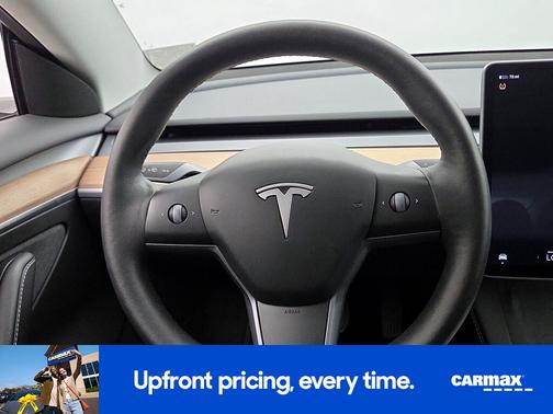 Black 2023 Tesla Model 3