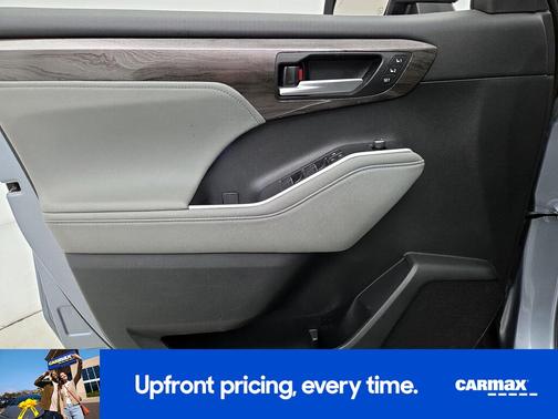 Blue 2023 Toyota Highlander Limited