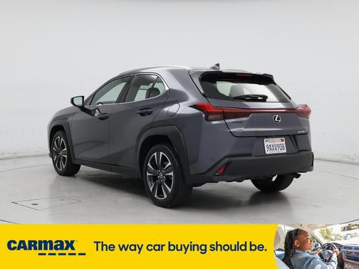 2022 Lexus UX 200 Luxury
