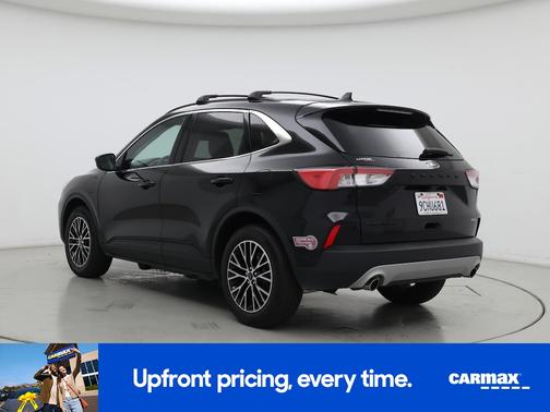 2022 Ford Escape PHEV Titanium