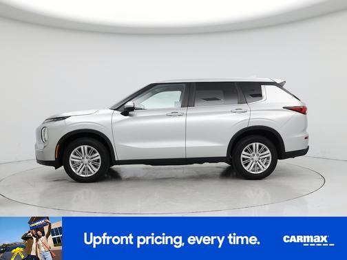 2024 Mitsubishi Outlander ES