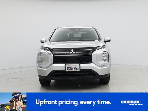 2024 Mitsubishi Outlander ES