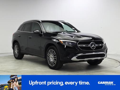 Black 2024 Mercedes-Benz GLC 300