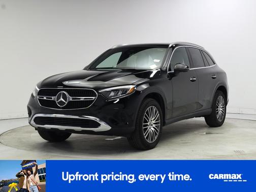 Black 2024 Mercedes-Benz GLC 300