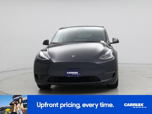 Gray 2024 Tesla Model Y Long Range