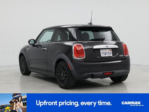 2015 MINI Hardtop Cooper (M6)