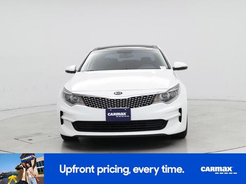 White 2018 Kia Optima EX