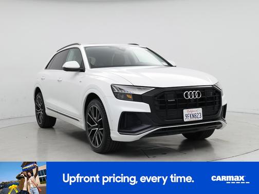 2023 Audi Q8 Premium Plus