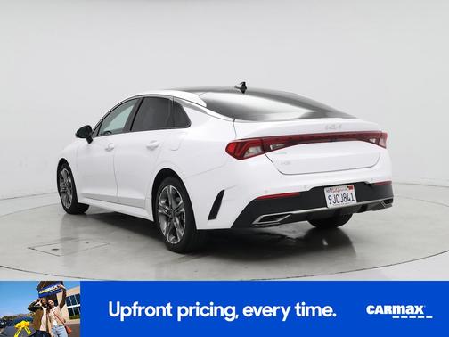 White 2024 Kia K5 EX
