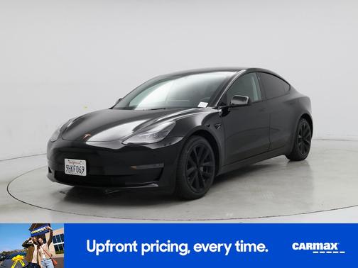 Black 2023 Tesla Model 3