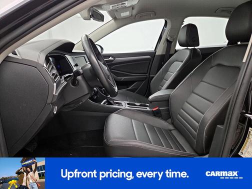 Black 2024 Volkswagen Jetta SE