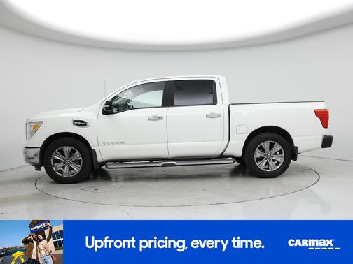 2017 Nissan Titan SV
