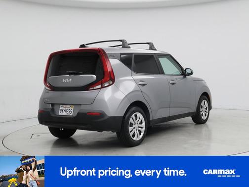 Gray 2022 Kia Soul LX
