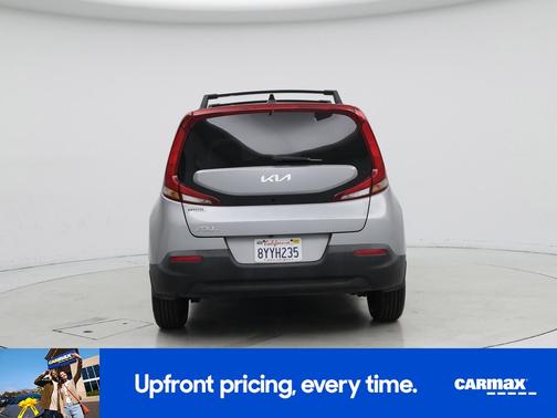 Gray 2022 Kia Soul LX