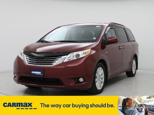 2017 Toyota Sienna XLE
