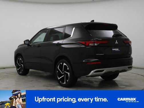 2023 Mitsubishi Outlander SE