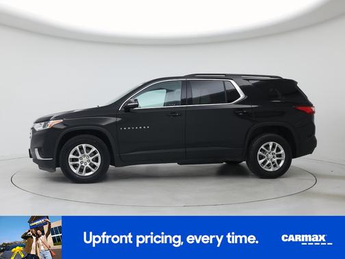 Black 2020 Chevrolet Traverse LT Cloth