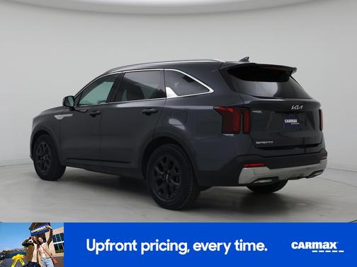 Gray 2024 Kia Sorento S