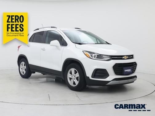 White 2018 Chevrolet Trax LT