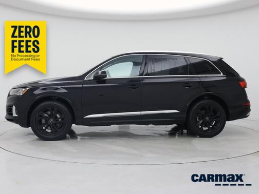 Black 2023 Audi Q7 Premium
