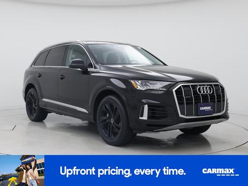 Black 2023 Audi Q7 Premium