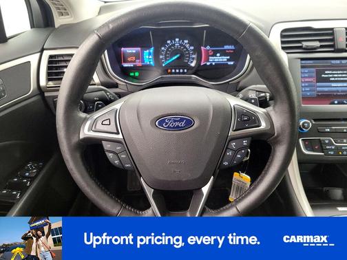 Gray 2016 Ford Fusion SE