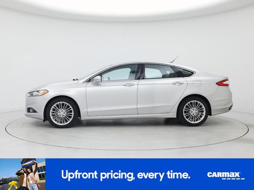 Gray 2016 Ford Fusion SE