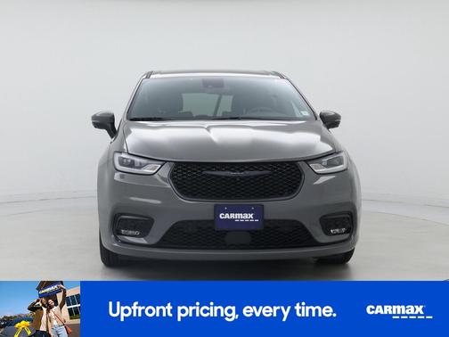 Gray 2023 Chrysler Pacifica Hybrid Touring L