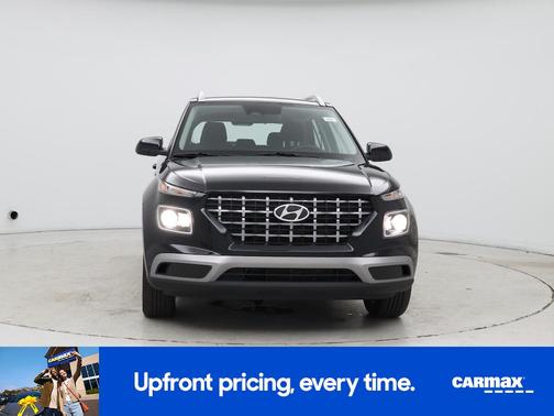 Black 2024 Hyundai VENUE SEL
