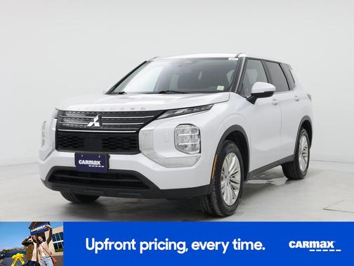 2022 Mitsubishi Outlander ES