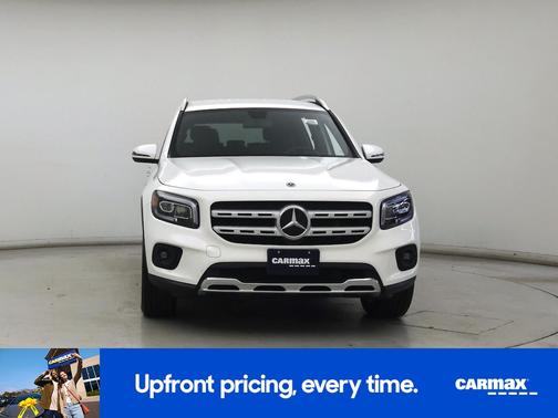 White 2022 Mercedes-Benz GLB 250