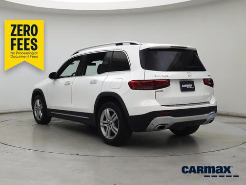 White 2022 Mercedes-Benz GLB 250