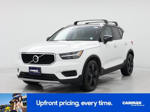 2019 Volvo XC40 T5 Momentum