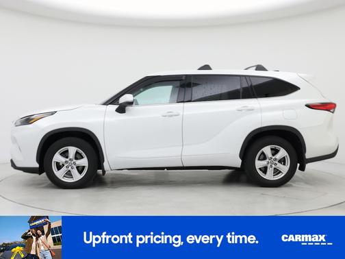 2022 Toyota Highlander LE