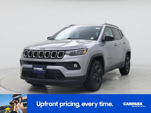 Silver 2023 Jeep Compass Latitude