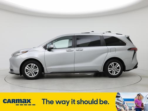 2021 Toyota Sienna Limited