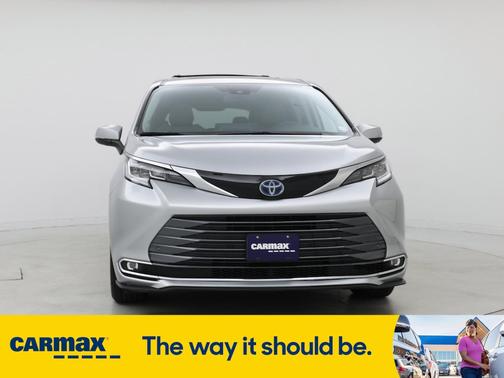 2021 Toyota Sienna Limited