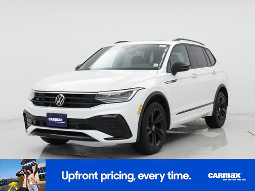 2023 Volkswagen Tiguan SE R-Line Black