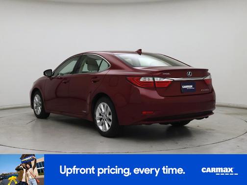 2015 Lexus ES 300h 