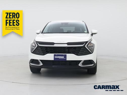 White 2023 Kia Sportage Hybrid LX